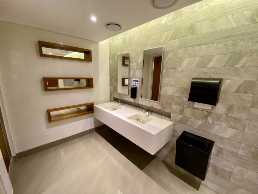 To Let commercial Property for Rent in Vorna Valley Gauteng