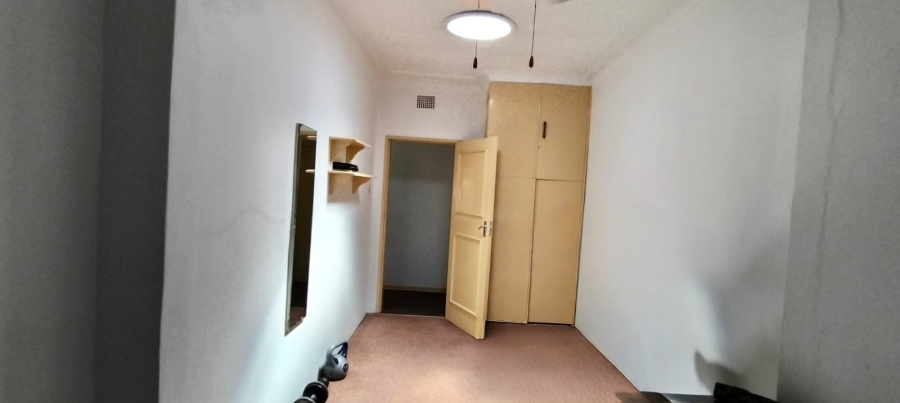 5 Bedroom Property for Sale in Selection Park Gauteng