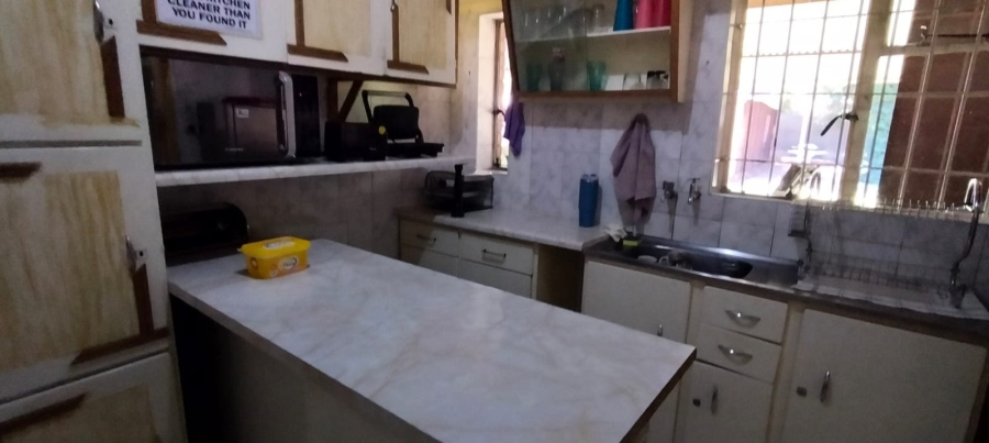 5 Bedroom Property for Sale in Selection Park Gauteng