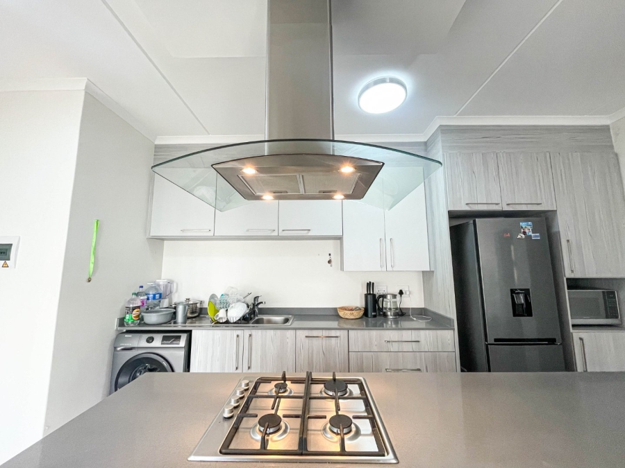 1 Bedroom Property for Sale in Carlswald Gauteng