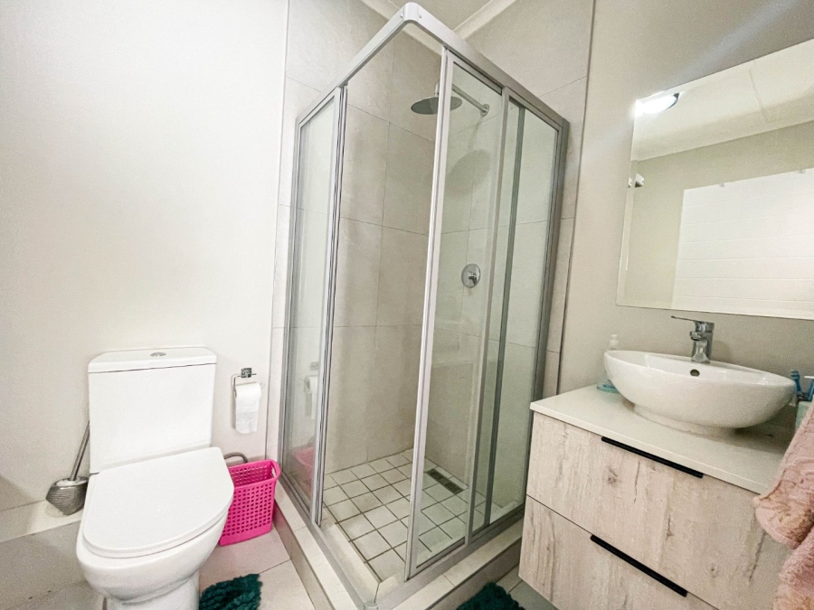 2 Bedroom Property for Sale in Halfway Gardens Gauteng