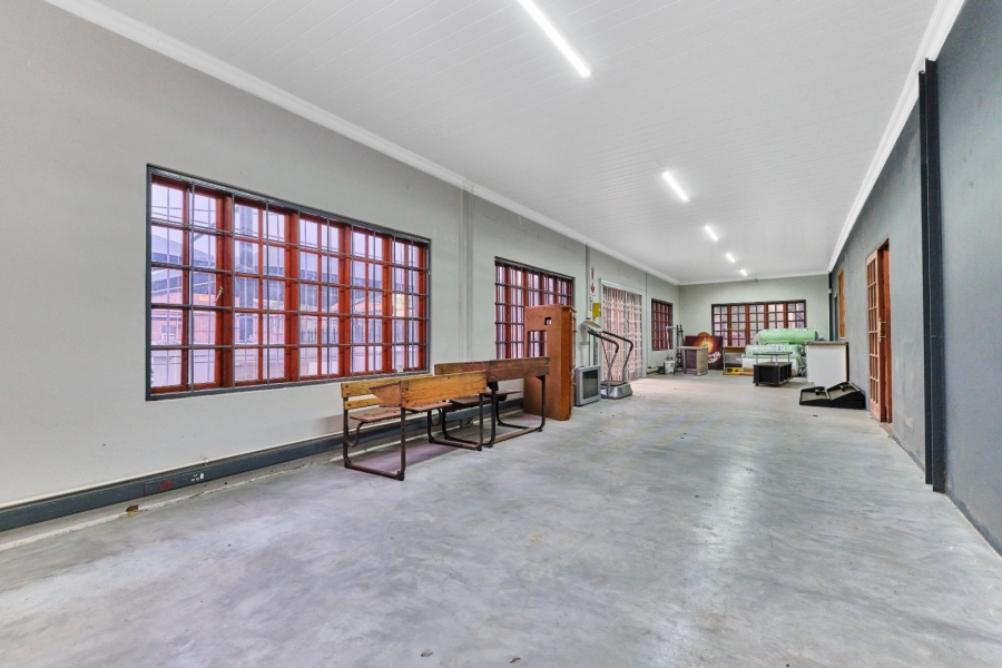 To Let commercial Property for Rent in Fontainebleau Gauteng