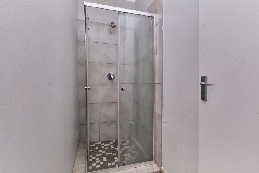 To Let commercial Property for Rent in Fontainebleau Gauteng