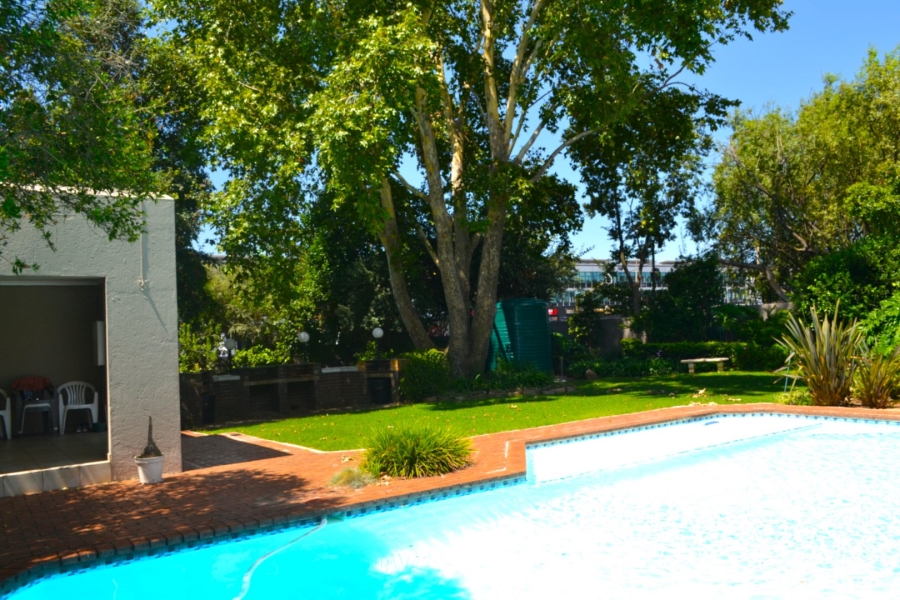 2 Bedroom Property for Sale in Craighall Park Gauteng