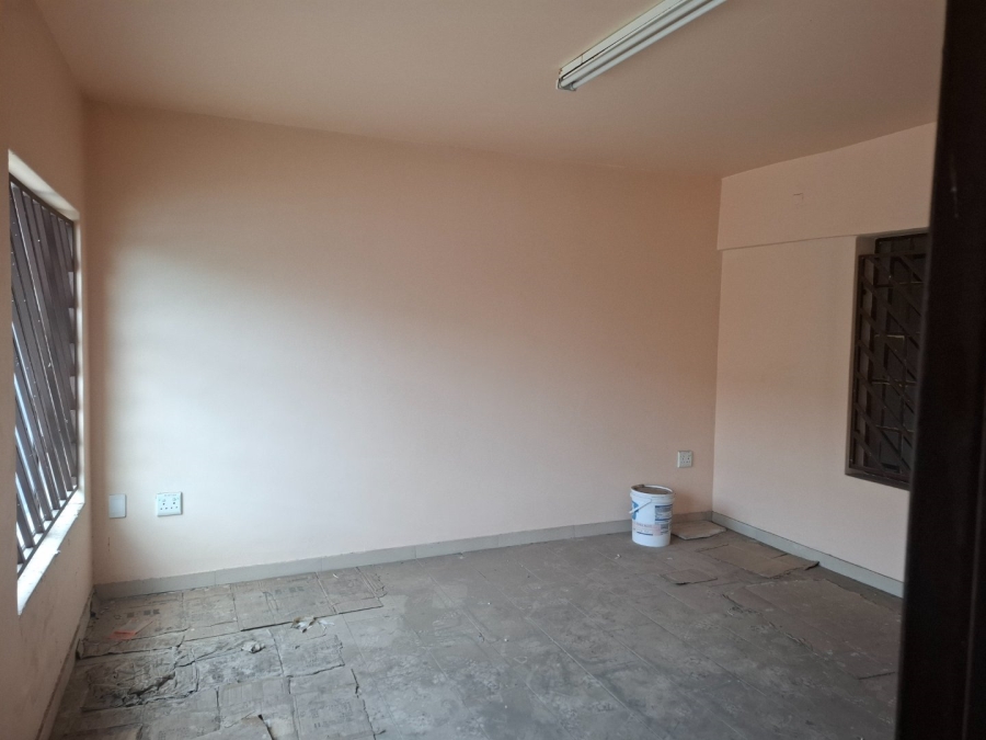 Commercial Property for Sale in Spartan Gauteng