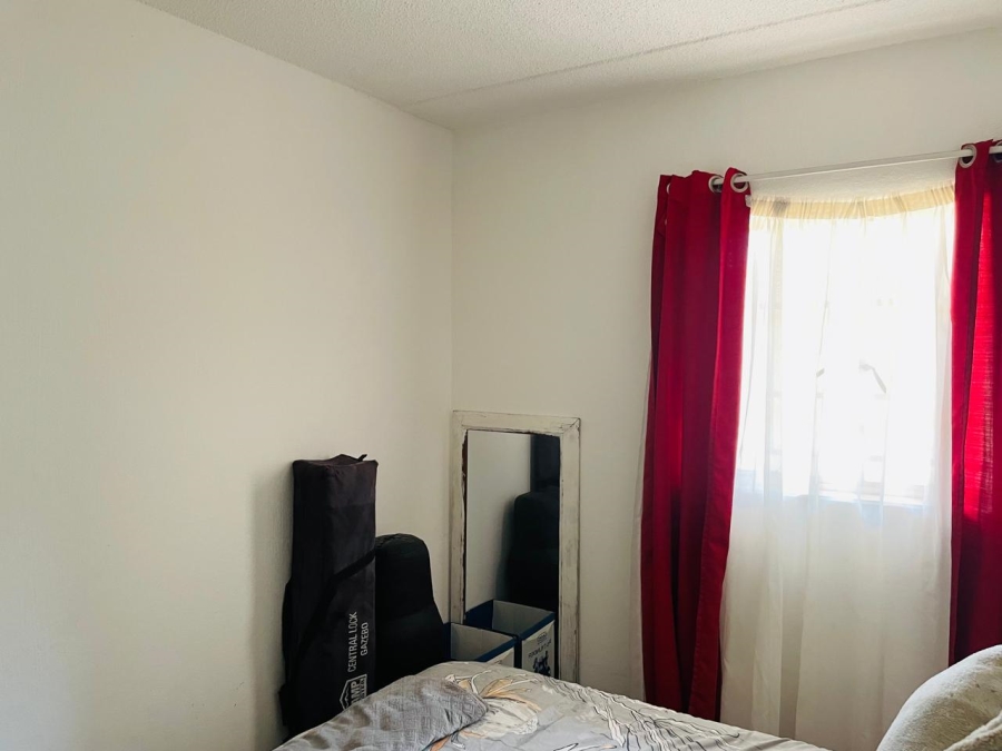 2 Bedroom Property for Sale in Noordwyk Gauteng