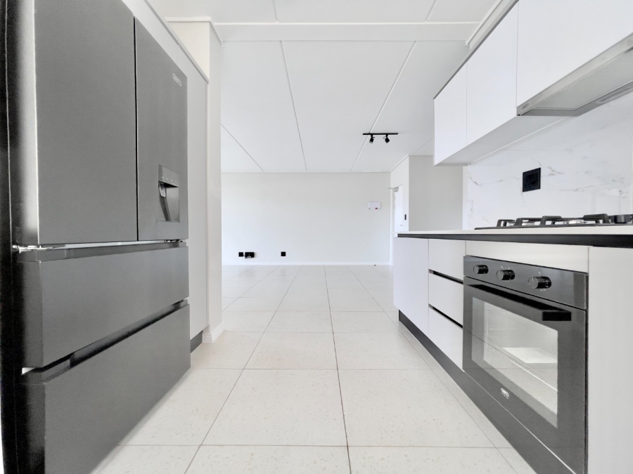 To Let 3 Bedroom Property for Rent in The Polofields Gauteng