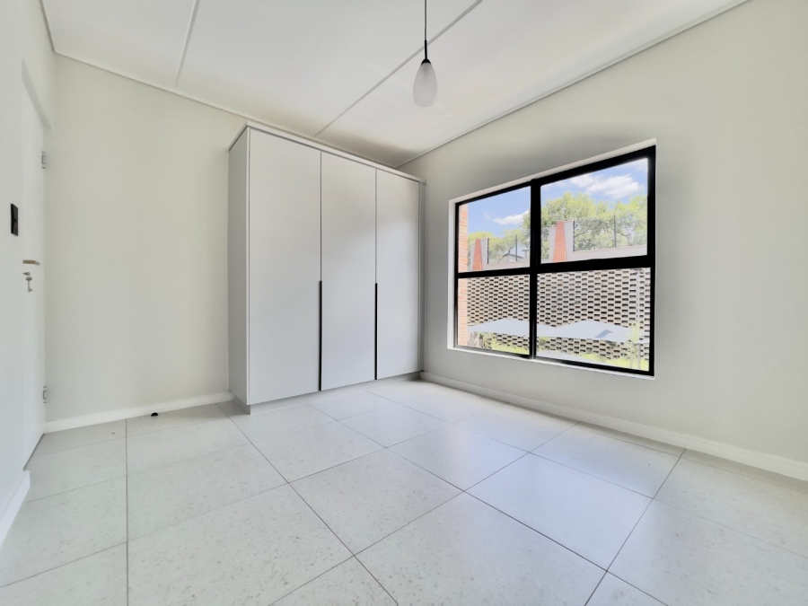 To Let 3 Bedroom Property for Rent in The Polofields Gauteng