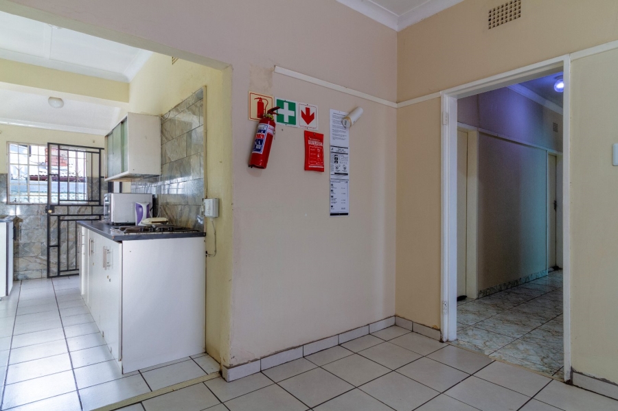 9 Bedroom Property for Sale in Brixton Gauteng