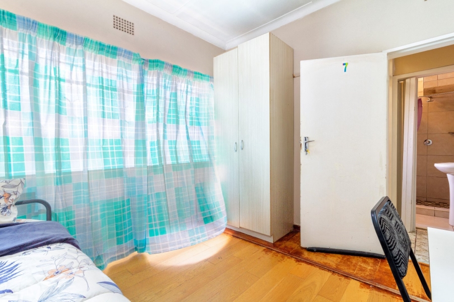 9 Bedroom Property for Sale in Brixton Gauteng