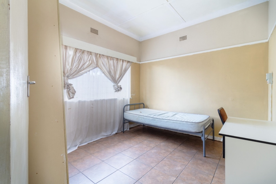 9 Bedroom Property for Sale in Brixton Gauteng