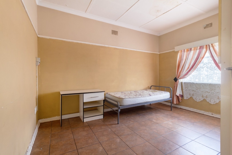 9 Bedroom Property for Sale in Brixton Gauteng