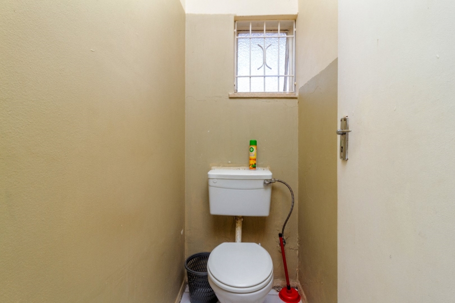 9 Bedroom Property for Sale in Brixton Gauteng