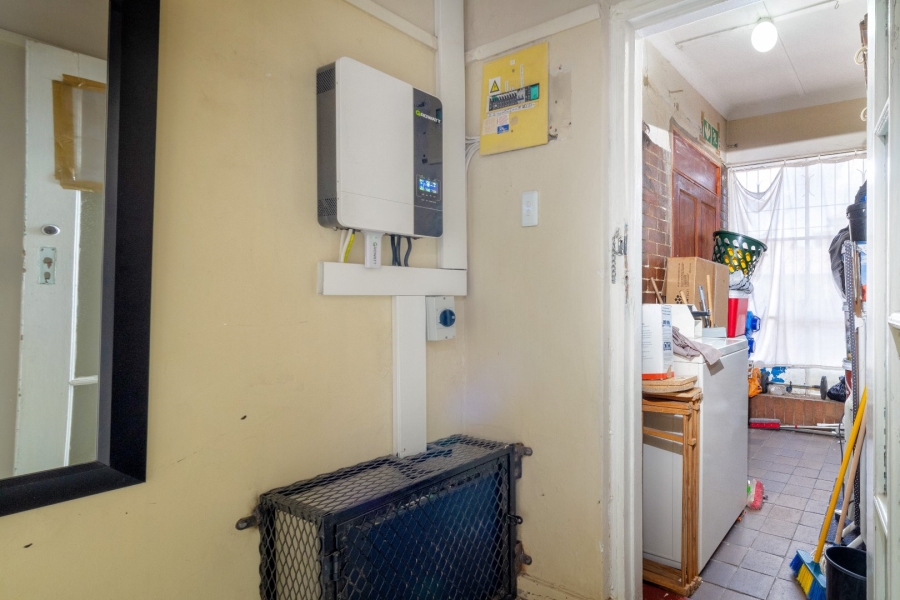 9 Bedroom Property for Sale in Brixton Gauteng