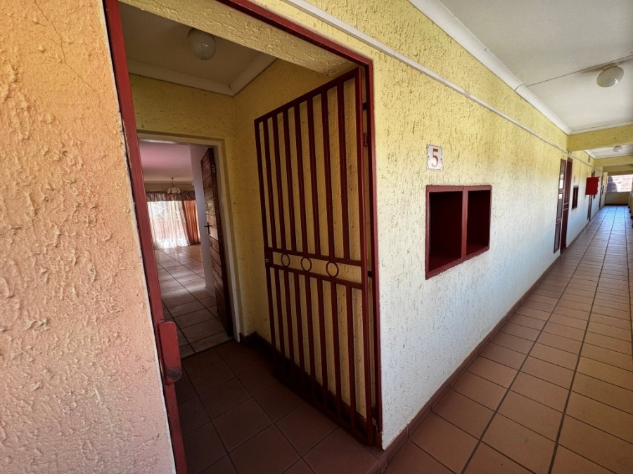 2 Bedroom Property for Sale in Benoni Central Gauteng