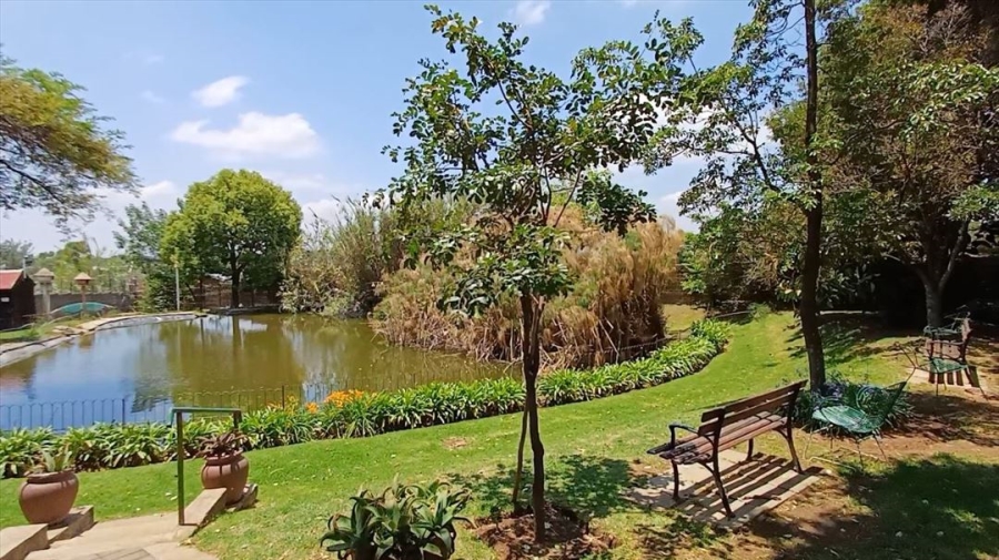 2 Bedroom Property for Sale in Terenure Gauteng