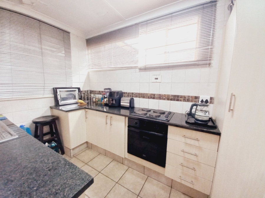 2 Bedroom Property for Sale in Eastleigh Gauteng