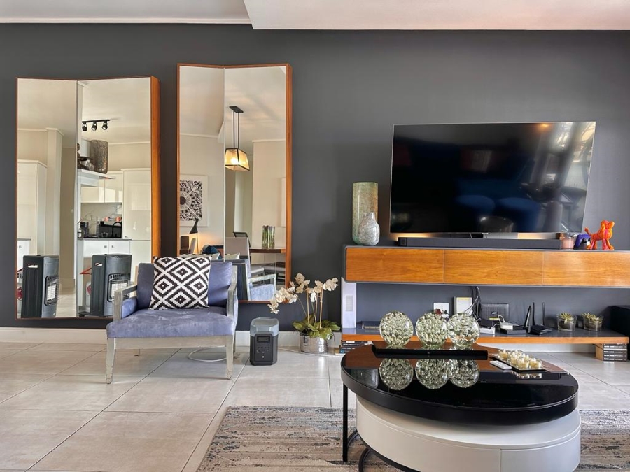 To Let 3 Bedroom Property for Rent in The Polofields Gauteng