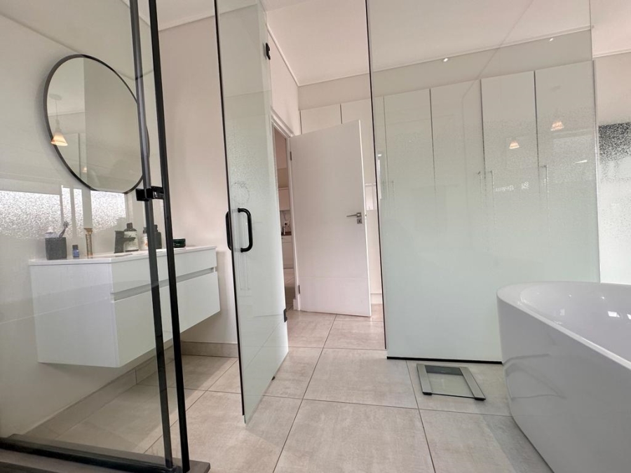 To Let 3 Bedroom Property for Rent in The Polofields Gauteng