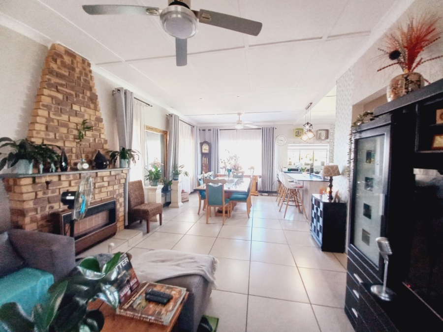 3 Bedroom Property for Sale in Homestead Gauteng