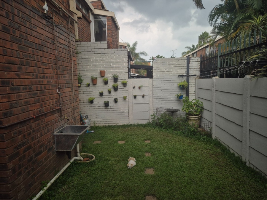 2 Bedroom Property for Sale in Tileba Gauteng