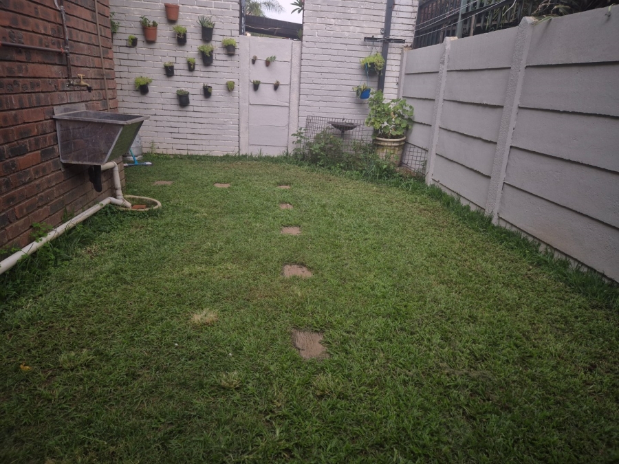 2 Bedroom Property for Sale in Tileba Gauteng