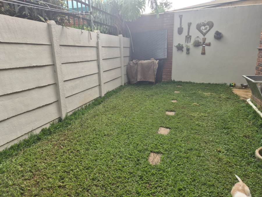 2 Bedroom Property for Sale in Tileba Gauteng