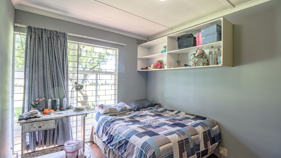 4 Bedroom Property for Sale in Bonaero Park Gauteng