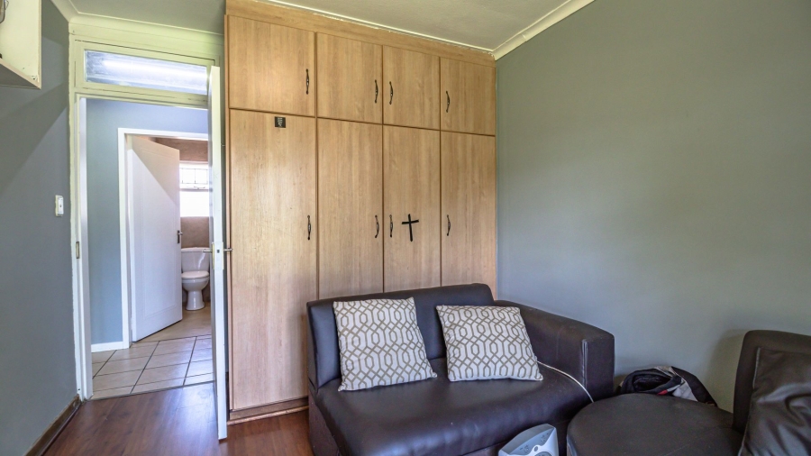 4 Bedroom Property for Sale in Bonaero Park Gauteng