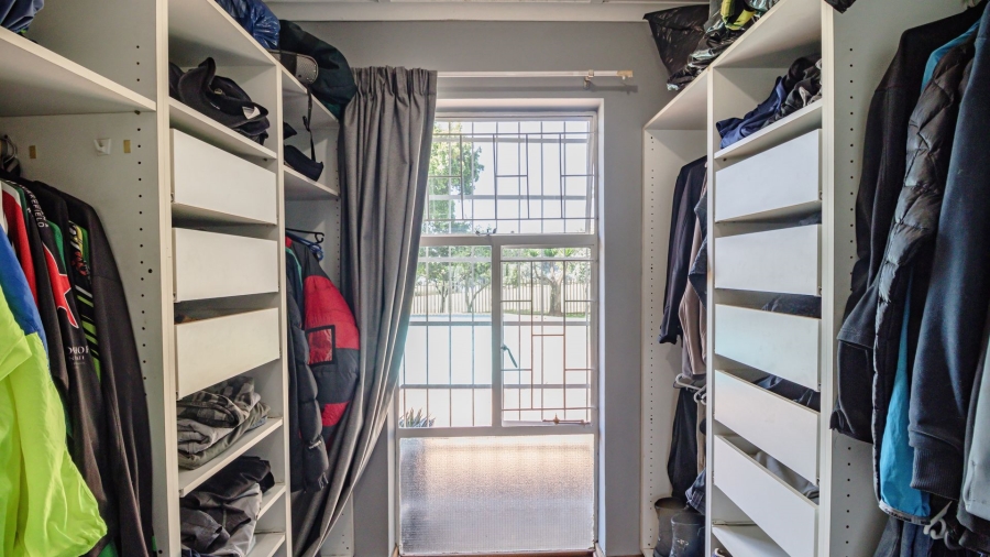 4 Bedroom Property for Sale in Bonaero Park Gauteng