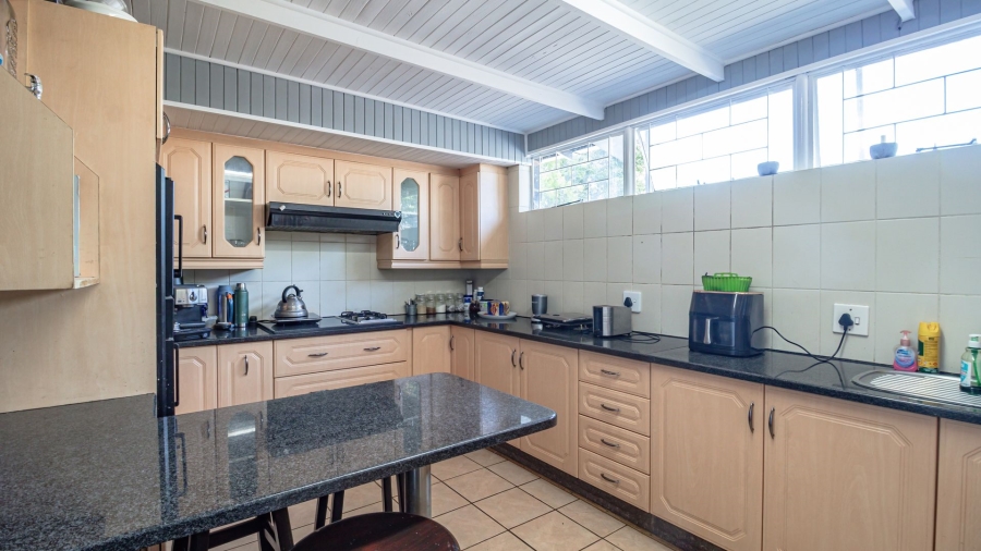 4 Bedroom Property for Sale in Bonaero Park Gauteng