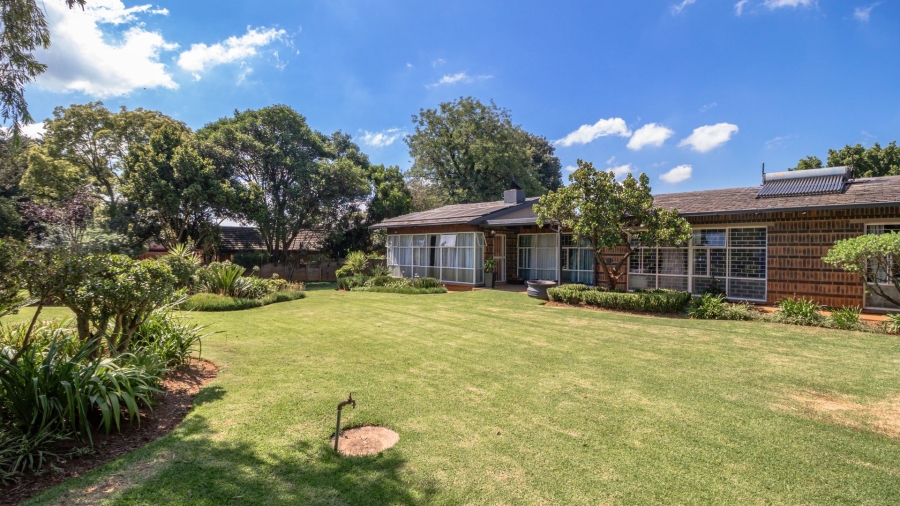 4 Bedroom Property for Sale in Bonaero Park Gauteng