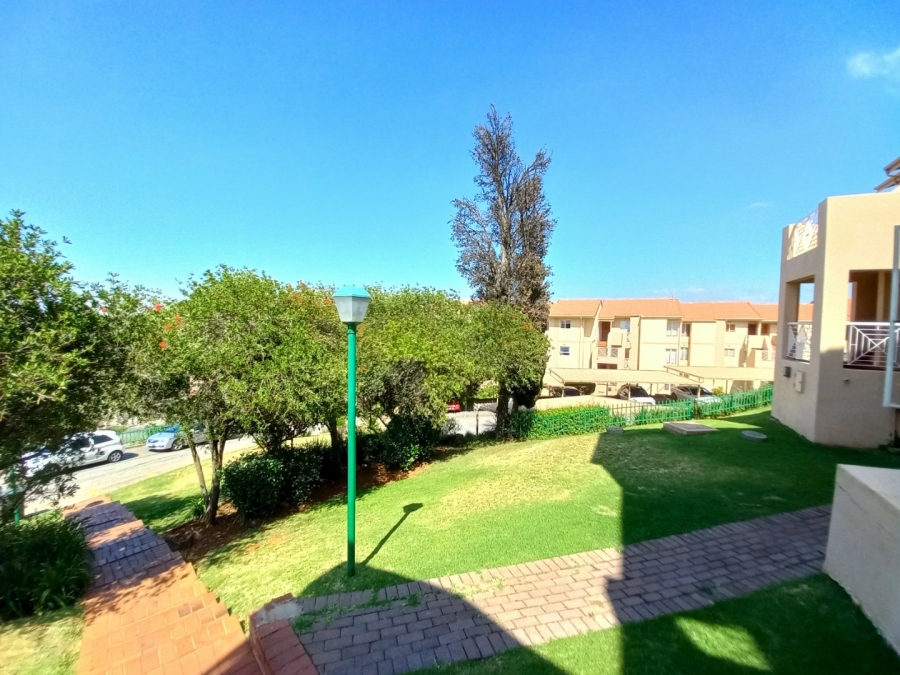 2 Bedroom Property for Sale in Primrose Hill Gauteng