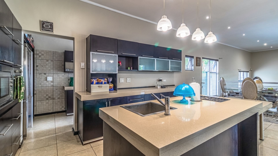 3 Bedroom Property for Sale in Greenstone Hill Gauteng