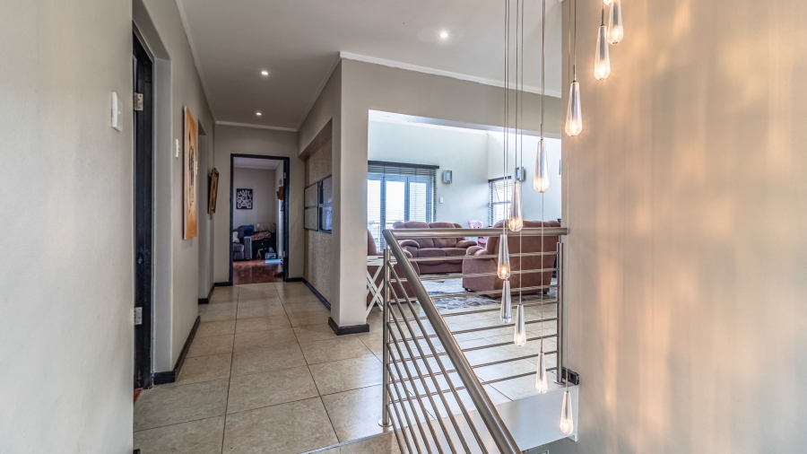 3 Bedroom Property for Sale in Greenstone Hill Gauteng