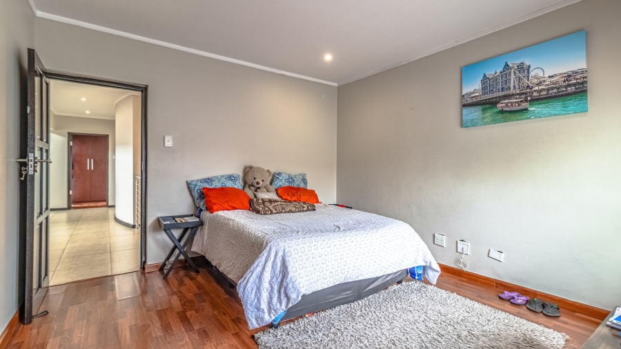 3 Bedroom Property for Sale in Greenstone Hill Gauteng