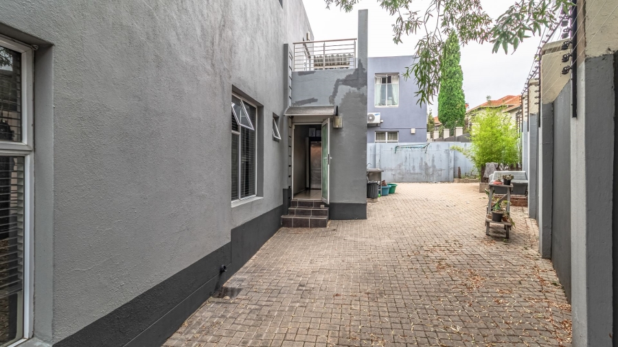 3 Bedroom Property for Sale in Greenstone Hill Gauteng