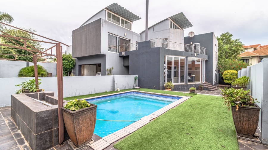 3 Bedroom Property for Sale in Greenstone Hill Gauteng