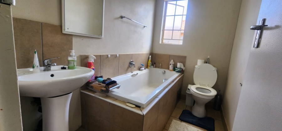 3 Bedroom Property for Sale in Katlehong South Gauteng