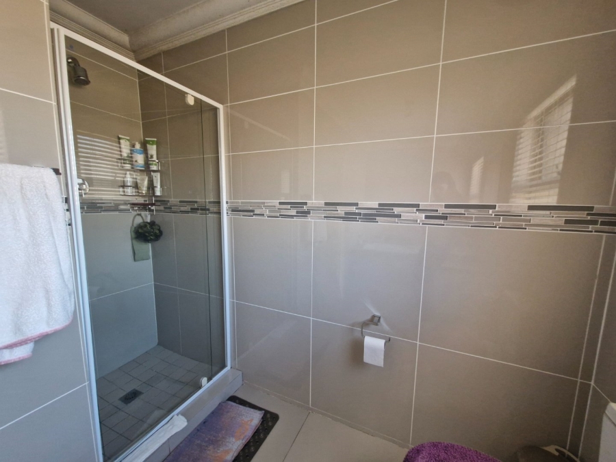 3 Bedroom Property for Sale in Comet Gauteng