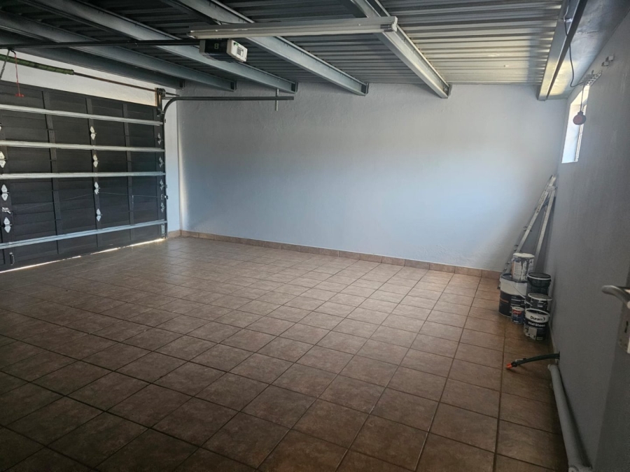 3 Bedroom Property for Sale in Olympus AH Gauteng