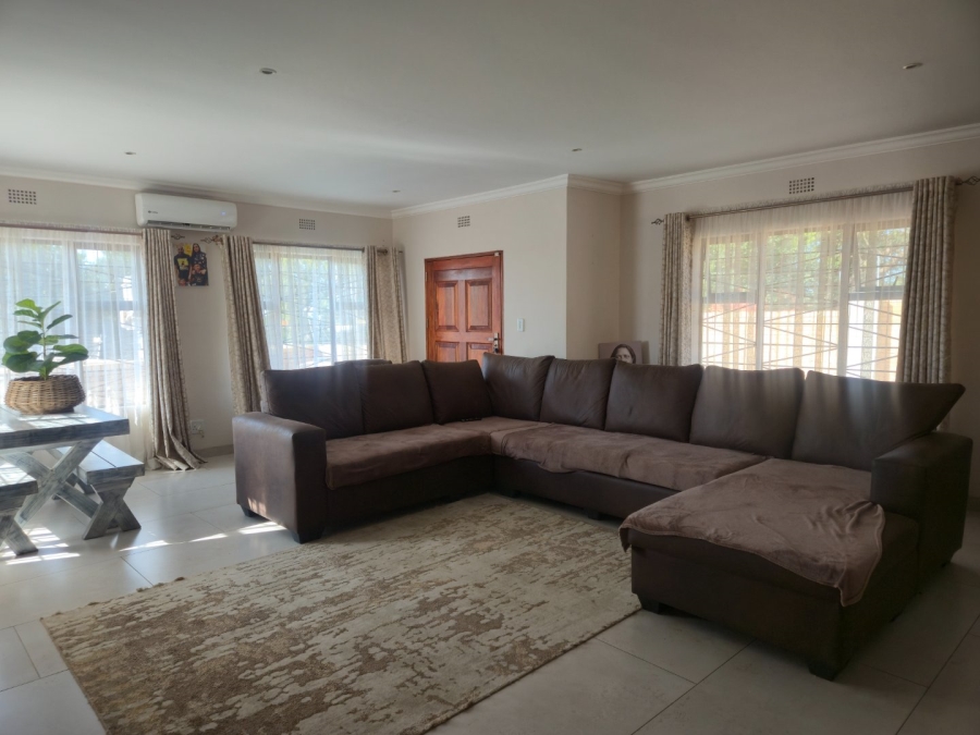 4 Bedroom Property for Sale in Sunnyridge Gauteng
