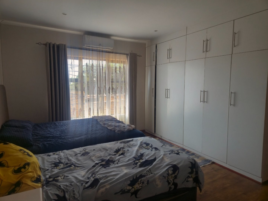 4 Bedroom Property for Sale in Sunnyridge Gauteng