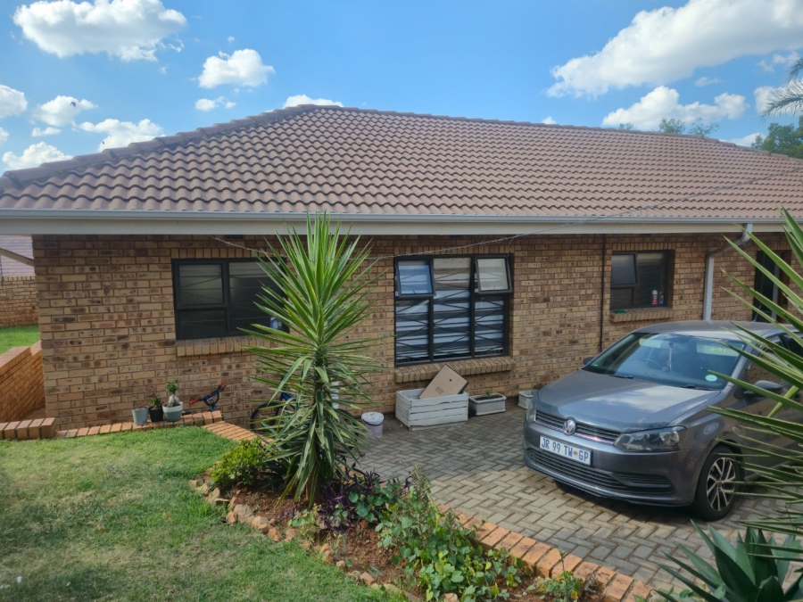 4 Bedroom Property for Sale in Sunnyridge Gauteng