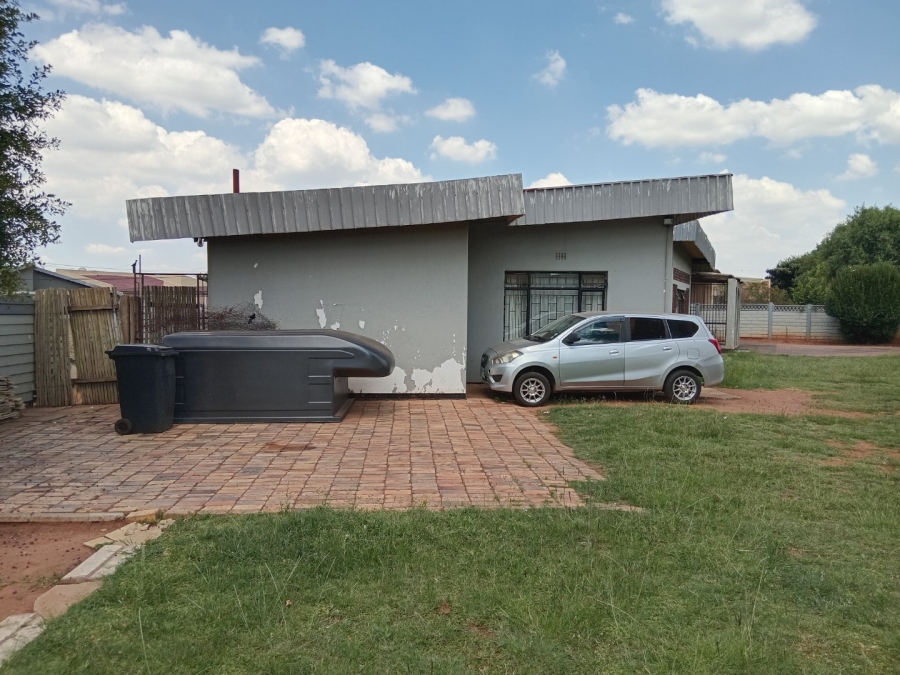 4 Bedroom Property for Sale in Leondale Gauteng