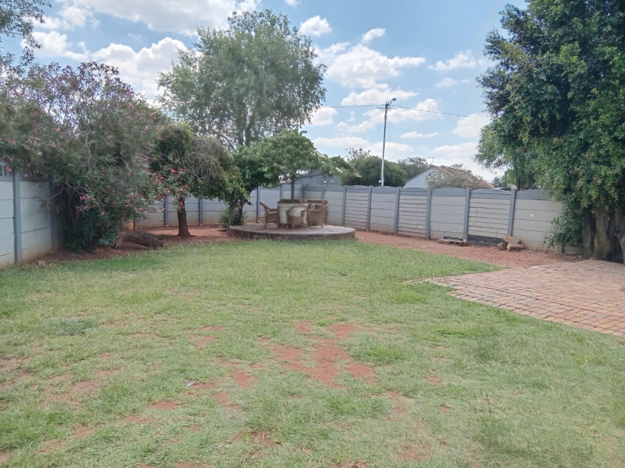 4 Bedroom Property for Sale in Leondale Gauteng