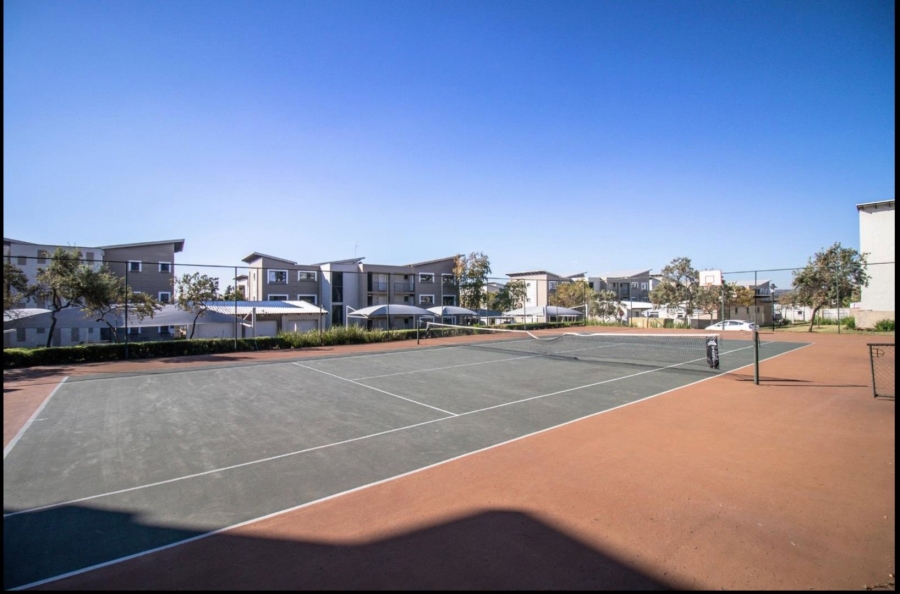 1 Bedroom Property for Sale in The Paddocks Gauteng