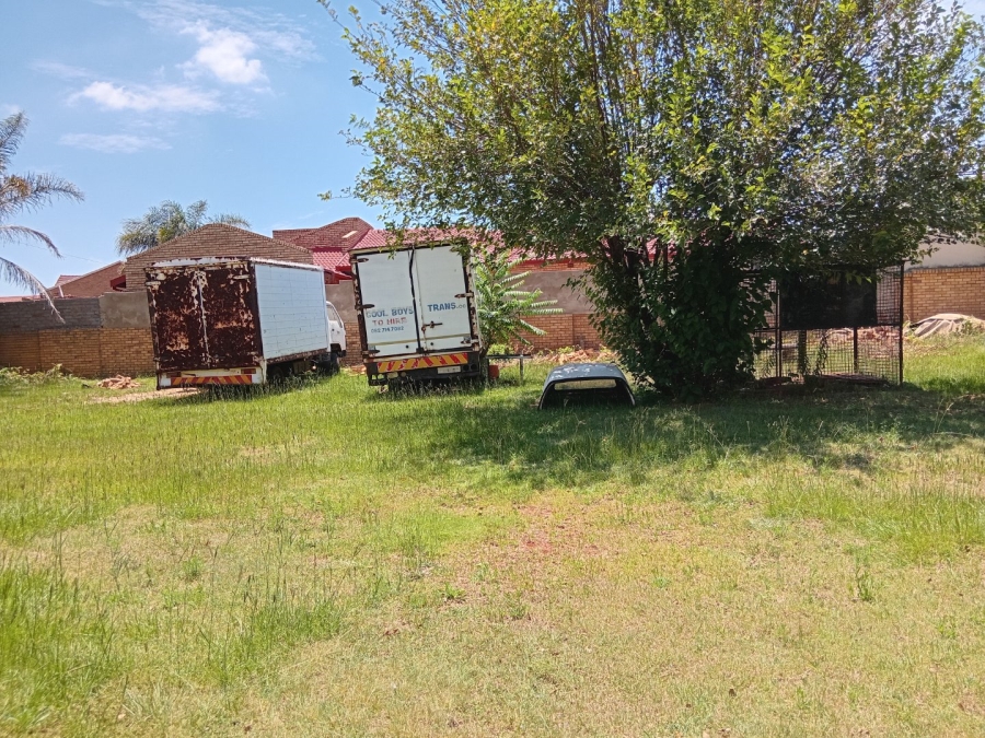 Commercial Property for Sale in Spruit View Gauteng