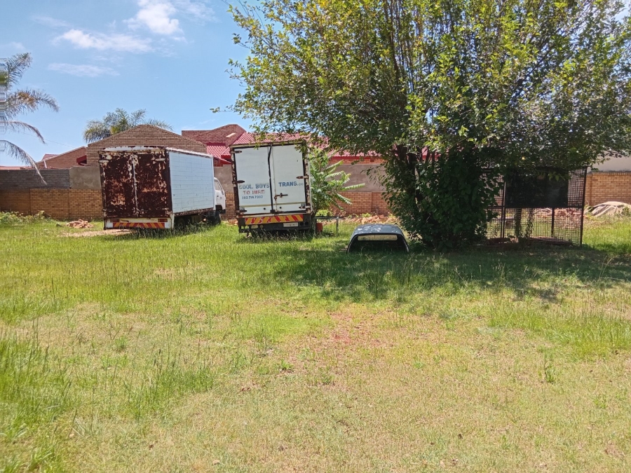 Commercial Property for Sale in Spruit View Gauteng