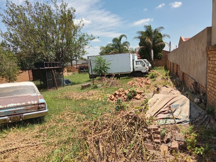 Commercial Property for Sale in Spruit View Gauteng